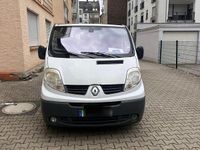 Second-hand Renault Trafic 145 CP (106 kW) 2010 Alb Monovolum