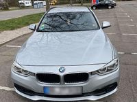 Gebraucht BMW 320 Advantage 163 PS (119 kW) 2017 Grau Kombi