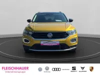 Gebraucht VW T-Roc Active 150 PS (110 kW) 2021 Gelb SUV