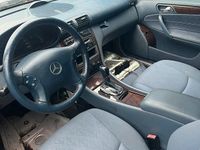 Gebraucht Mercedes C220 143 PS (105 kW) 2002 Silber Kombi