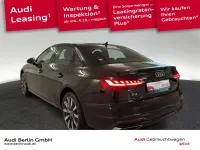 Gebraucht Audi A4 Ambiente 204 PS (150 kW) 2022 Mythosschwarz metallic Limousine