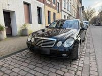 Gebraucht Mercedes E220 170 PS (125 kW) 2007 Schwarz Limousine