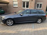 Gebraucht Mercedes E220 Avantgarde 170 PS (125 kW) 2015 Grau Kombi