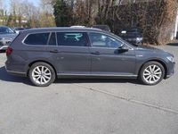 Gebraucht VW Passat Highline 190 PS (139 kW) 2018 Grau Kombi