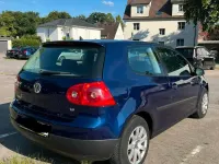 Gebraucht VW Golf V 102 PS (75 kW) 2005 Blau Kleinwagen