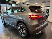 Gebraucht Mercedes GLA200 Advanced 164 PS (120 kW) 2024 Grau SUV