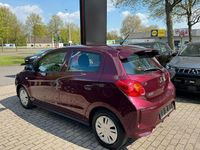Gebraucht Mitsubishi Space Star Select 71 PS (52 kW) 2023 Rot Kleinwagen