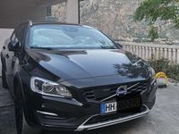 Gebraucht Volvo V60 CC Summum 190 PS (139 kW) 2016 Schwarz Kombi