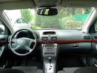 Gebraucht Toyota Avensis Executive 147 PS (108 kW) 2006 Grün metallic Kombi