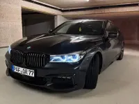 Gebraucht BMW 740 Sport Line 320 PS (235 kW) 2017 Grau Limousine