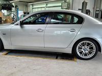 Gebraucht BMW 525 192 PS (141 kW) 2004 Silber Limousine
