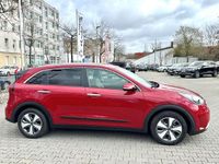 Gebraucht Kia Niro Vision 141 PS (103 kW) 2017 K3r) temptation rot met. (rot SUV