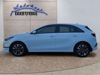 Novo Kia Ceed 140 HP (102 kW) 2025 Branco Citadino