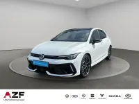 Gebraucht VW Golf VIII R 333 PS (244 kW) 2026 Pure white uni / schwarz uni Kleinwagen