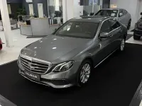Gebraucht Mercedes E220 194 PS (142 kW) 2019 Grau Limousine
