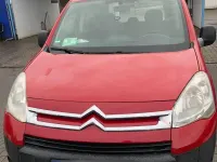 Gebraucht Citroën Berlingo Attraction 75 PS (55 kW) 2011 Rot Van / Kleinbus