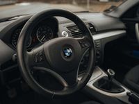 Gebraucht BMW 116 122 PS (89 kW) 2012 Weiß Kleinwagen