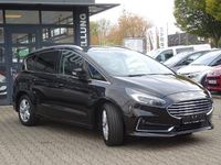 Gebraucht Ford S-MAX Titanium 150 PS (110 kW) 2022 Schwarz Van / Kleinbus