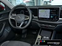 Gebraucht VW Passat Elegance 204 PS (150 kW) 2025 Chilirot metallic Kombi