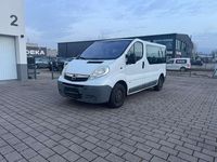 Gebraucht Opel Vivaro 90 PS (66 kW) 2009 Casabl/arctic/eisweiss/kaolin Van / Kleinbus