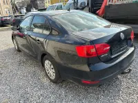 Gebraucht VW Jetta Trendline 105 PS (77 kW) 2012 Schwarz Limousine