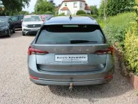 Gebraucht Skoda Octavia Clever 150 PS (110 kW) 2022 Grau Kombi