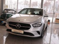 Gebraucht Mercedes B200 163 PS (119 kW) 2023 Silber Van / Kleinbus
