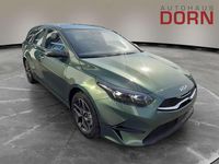Neu Kia Ceed 140 PS (102 kW) 2026 Experience green Kleinwagen