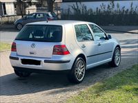 Gebraucht VW Golf III 75 PS (55 kW) 1998 Silber Kleinwagen