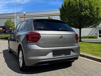 Używany VW Polo 90 KM (66 kW) 2019 Szary Hatchback