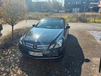 Gebraucht Mercedes E250 204 PS (150 kW) 2011 Schwarz Cabrio