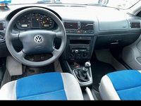 Gebraucht VW Golf IV 75 PS (55 kW) 2001 Silber Kleinwagen
