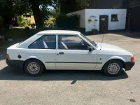 Gebraucht Ford Escort 60 PS (44 kW) 1989 Weiß Coupé