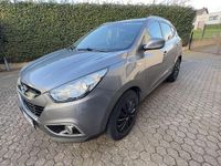 Gebraucht Hyundai ix35 135 PS (99 kW) 2012 Grau SUV
