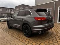 Gebraucht VW Touareg 421 PS (309 kW) 2019 Grau SUV