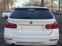 Gebraucht BMW 320 Sport Line 184 PS (135 kW) 2014 Weiß Kombi