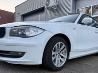 Gebraucht BMW 118 Advantage 143 PS (105 kW) 2010 Weiß Kleinwagen