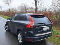 Gebraucht Volvo XC60 190 PS (139 kW) 2015 Andere farben SUV