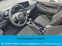 Neu Hyundai Bayon 101 PS (74 kW) 2025 Mangrove green SUV