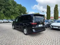 Gebraucht VW Multivan Life 150 PS (110 kW) 2023 Deep black perleffekt Van / Kleinbus