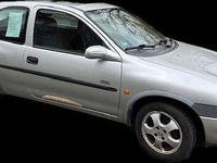 Gebraucht Opel Corsa 65 PS (47 kW) 2000 Silber Limousine