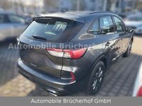 Gebraucht Ford Kuga ST-Line 150 PS (110 kW) 2023 Magnetic grau met. (metallic) SUV