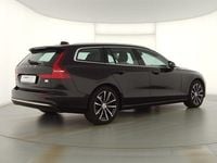 Gebraucht Volvo V60 Core 398 PS (292 kW) 2023 Black solid / solid Kombi