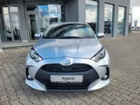 Gebraucht Toyota Yaris Comfort 116 PS (85 kW) 2024 Silber metallic Kleinwagen
