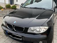 Gebraucht BMW 118 129 PS (94 kW) 2006 Schwarz Kleinwagen