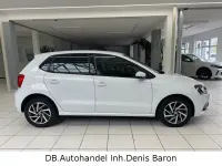 Gebraucht VW Polo Sound 75 PS (55 kW) 2017 Pure white Limousine