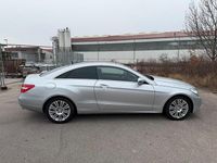 Gebraucht Mercedes E350 231 PS (169 kW) 2009 Silber Coupé