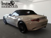 Neu Mazda MX5 Homura-Line 132 PS (97 kW) 2026 Aero gray metallic Cabrio