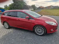 Gebraucht Ford Focus 184 PS (135 kW) 2015 Rot Kombi
