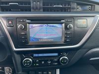 Gebraucht Toyota Auris Edition 132 PS (97 kW) 2015 Limousine